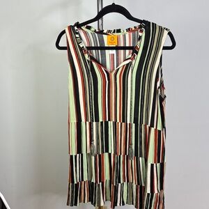 Ruby Road summery colorful sleeveless blouse